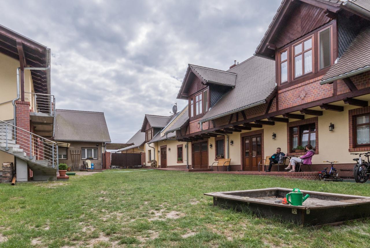 Gasthof Zum Slawen ヴェッチャウ エクステリア 写真